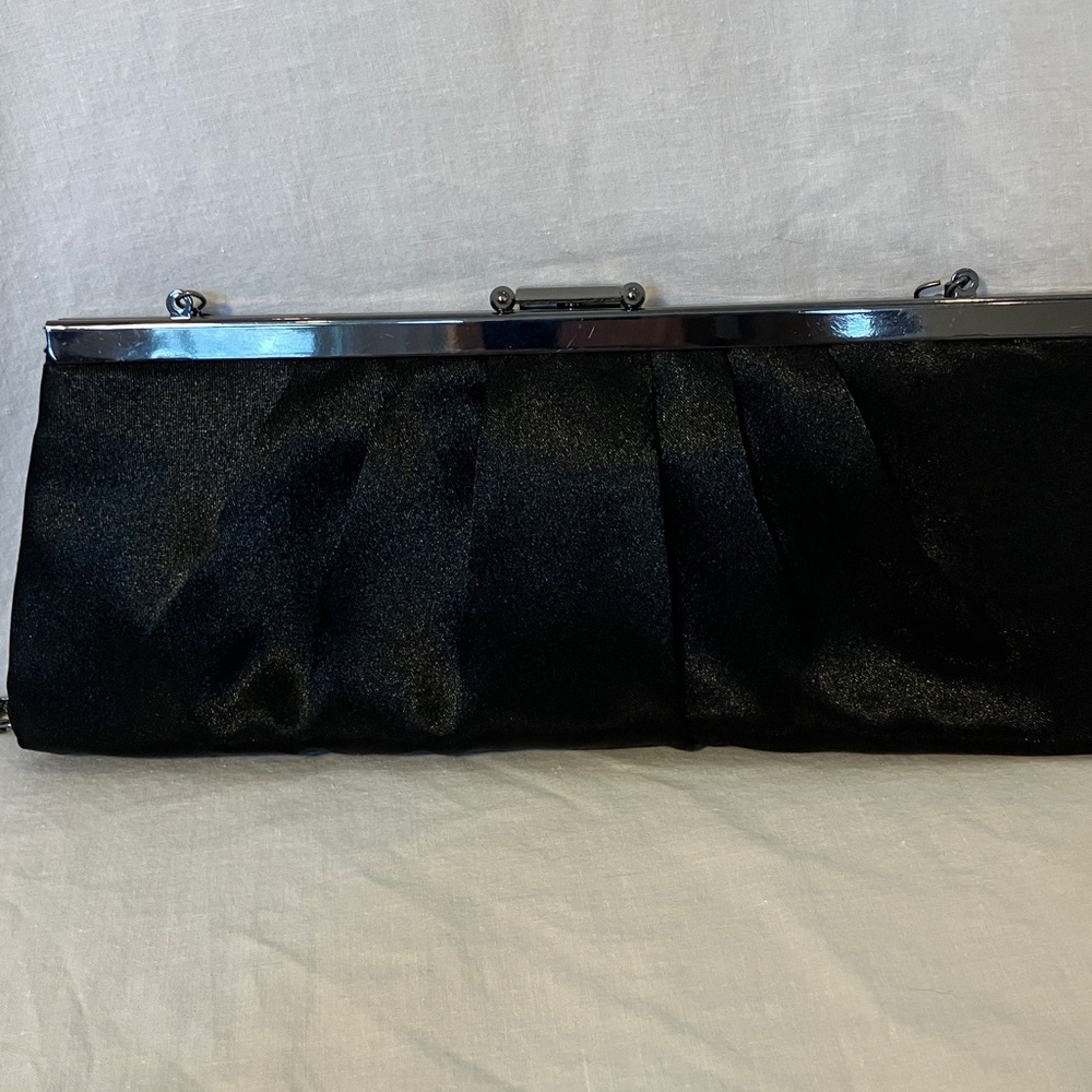 Black Pleated Evening Gunne Sax Handbag by Jessica McClintock - Picture 7 of 12